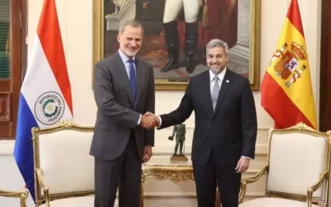 Presidente Abdo recibi� al rey de Espa�a y representantes de delegaciones