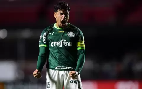 La estratosf�rica oferta del Al-Ittihad por Gustavo G�mez