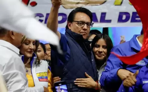 Ecuador: un candidato asesinado en la papeleta electoral