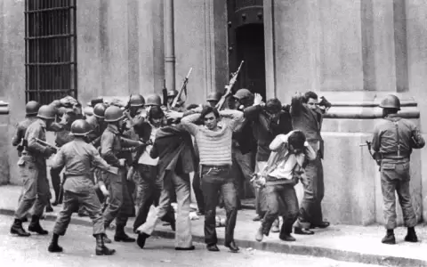 Documentos desclasificados revelan detalles sobre el golpe de Estado en Chile