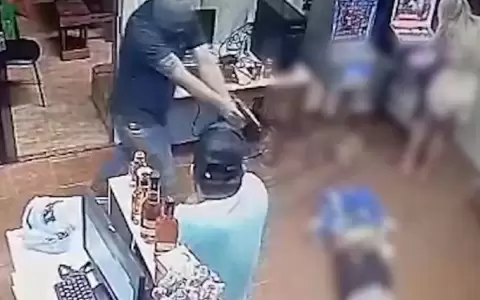 PJC: presunto sicario fue ultimado a balazos teniendo un beb� en brazos