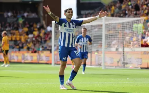 As� fue el sensacional partido de Julio Enciso ante Wolverhampton