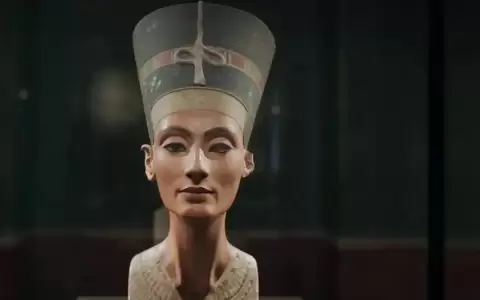 Nefertiti: �a qui�n pertenece esta belleza egipcia?