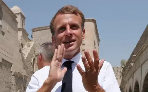 Macron reafirma compromiso de Francia en lucha contra EI