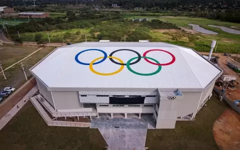 Inauguran el COP Arena