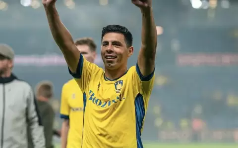 Blas Riveros vuelve al f�tbol sudamericano