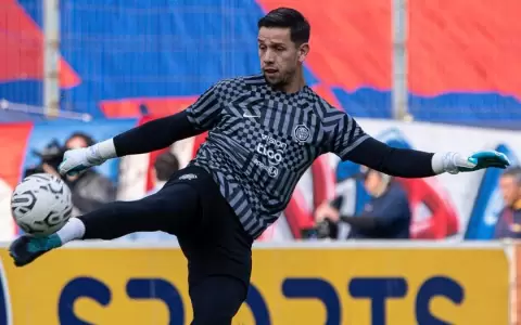 Olimpia: Juan Esp�nola es baja para el partido ante Guaire�a
