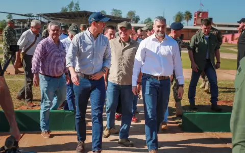 Mario Abdo y Santiago Pe�a, en Concepci�n