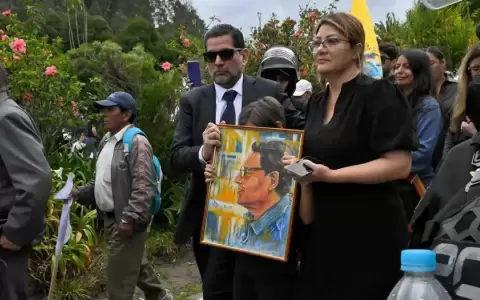 Candidatos debaten tras asesinato de Fernando Villavicencio