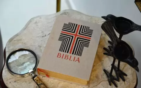 Biblia.