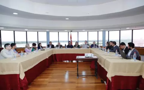 Sociedad civil rechaza lucha anticorrupci�n "sin apertura ni di�logo" del Gobierno