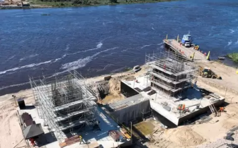 Puente de la Bioce�nica: trabajos adelantados en ambas m�rgenes del r�o Paraguay