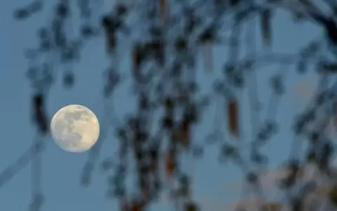 Una superluna pondr� fin al mes de agosto: �por qu� se llama as� y c�mo verla?