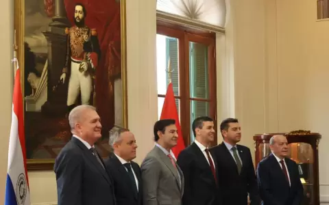 Cumbre de Poderes: firman acta de compromiso para combatir la corrupci�n