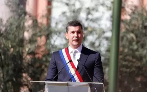 Primeros decretos: Santiago Pe�a designa a m�s ministros, asesores y directores de binacionales
