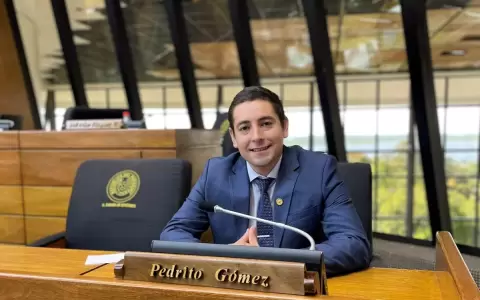 Presentan proyecto de ley que regula empresas de plataformas de transporte