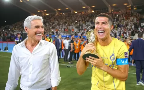 Doblete de Cristiano Ronaldo para su primer t�tulo con Al Nassr