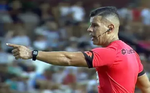 Las autoridades de la fecha 7