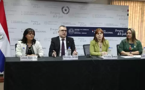 Z�rate present� informe de gesti�n al frente del MEC, destaca acceso a la educaci�n