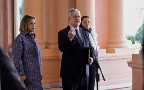 Ministerios delinean plan para implementar cuanto antes tobilleras y bot�n de p�nico