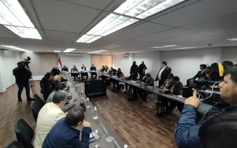 Acuerdo alcanzado entre docentes y Gobierno: se descartan movilizaciones y suspensi�n de clases