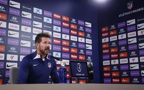 Simeone llena de elogios a Messi