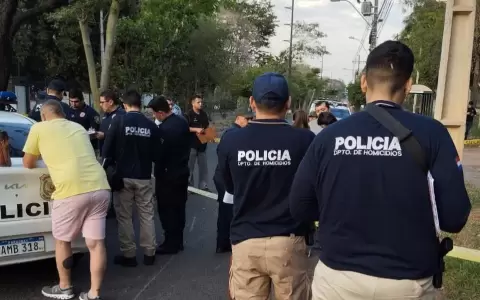 Hombre pierde la vida en aparente intento de asalto