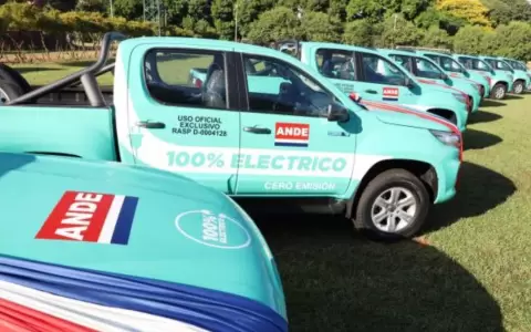 ANDE proyecta aumentar su flota de veh�culos 100% el�ctricos