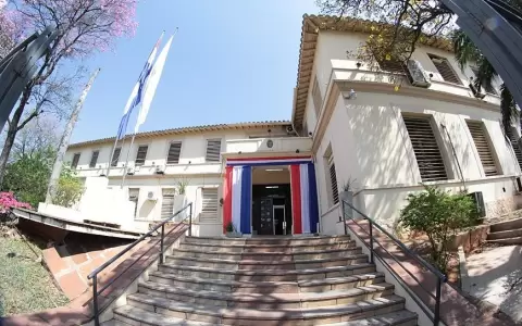Un ciudadano brasile�o habr�a intentado validar documentos falsos de m�dico