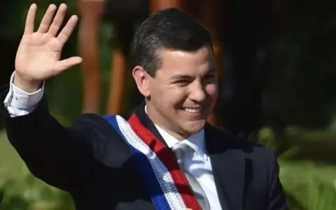 Pe�a en el aniversario de la ANR renueva su promesa de un "buen Gobierno para todos"