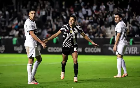 Libertad humilla a Olimpia, que se despide del torneo Clausura