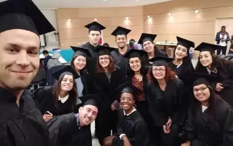 Becal: becarios logran reinserci�n laboral en el semestre de retorno al pa�s