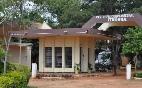 Ocho adolescentes infractores escaparon del Centro Educativo de Itaugu�
