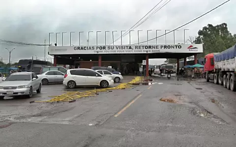 Duro r�gimen para compras fronterizas