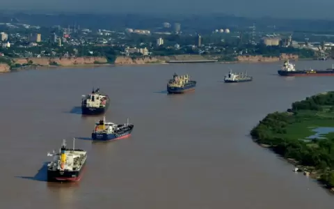 Argentina comunicar� hoy acerca de una reducci�n importante del peaje en la hidrov�a