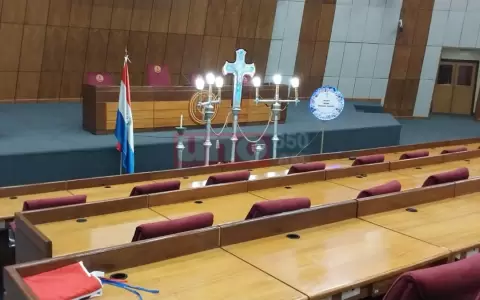 Congreso recibir� los restos del exsenador Fern�ndez Ar�valos para despedirlo