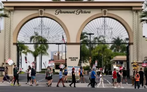 Guionistas de Hollywood alcanzaron un principio de acuerdo para levantar la huelga que mantienen desde mayo