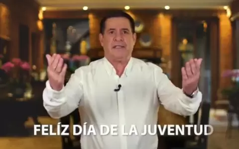 Cartes a los j�venes: "Sean los principales contralores, y parte activa de la agenda p�blica", apunt�