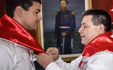 Supuestos documentos anticorrupci�n de EE. UU. ser�an para generar "divorcio" entre Pe�a y Cartes, afirman