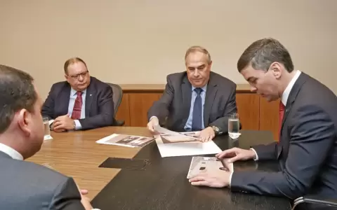 Reconocida empresa automotriz donar� cl�nicas m�viles al Ministerio de Salud