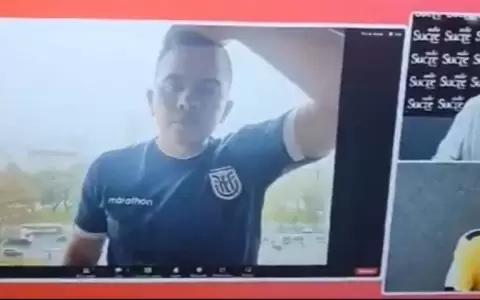 "Alguien desnudo por ah�": incre�ble blooper de periodista en la previa de Argentina vs. Ecuador