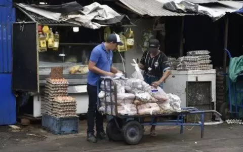 De cada 3 j�venes, 2 trabajan de manera informal