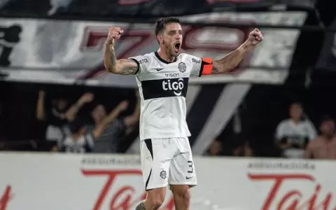 Olimpia remonta a General Caballero en un partido dur�simo
