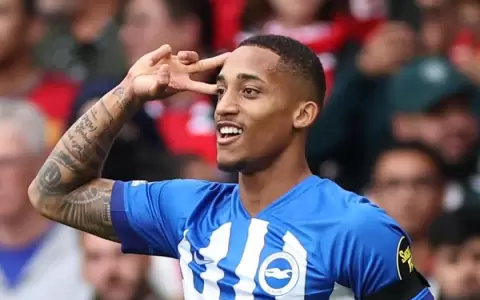 Festej� como La Joya: Jo�o Pedro dedic� su gol a Julio Enciso