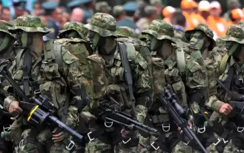 Gobierno y disidencia de las FARC acuerdan alto el fuego