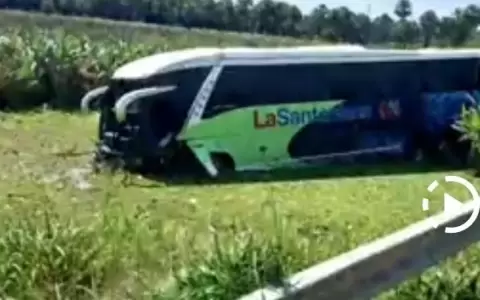 Accidente fatal en Clorinda involucra a un �mnibus que trasladaba a alumnos paraguayos