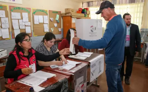 Elecciones complementarias se dieron sin contratiempos, afirma el TSJE