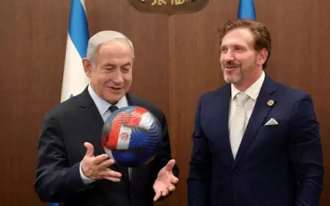 Fruct�fera reuni�n entre Alejandro Dom�nguez y Benjamin Netanyahu