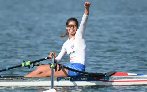 Nicole Mart�nez conquista la segunda medalla para Paraguay