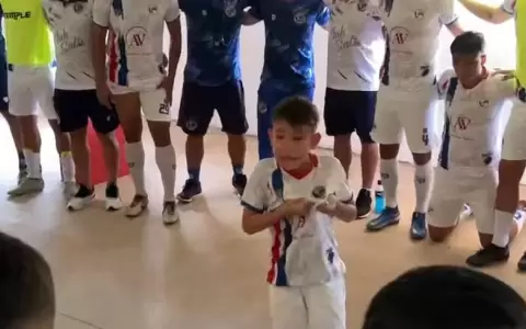 La viral arenga del ni�o saltoguaire�o